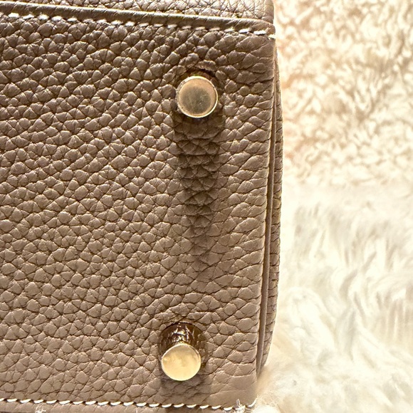 BRAND NEW. FULL SET. KELLY 25 ETOUPE TOGO WITH GOLD HARDWARE - Picture 9 of 16